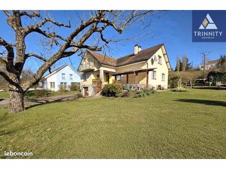 maison 5 pièces 185 m²