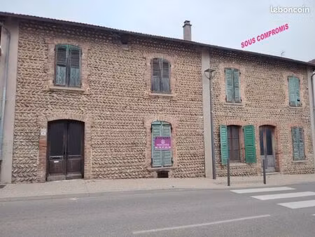 maison 6 pièces 207 m²