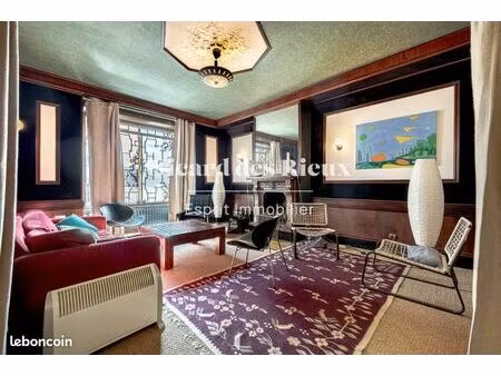 maison 5 pièces 200 m²