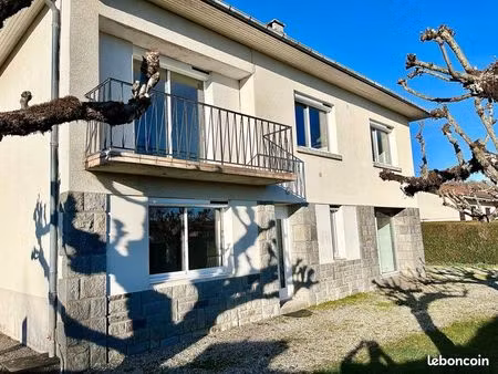 maison • 6 pièces • 140 m²