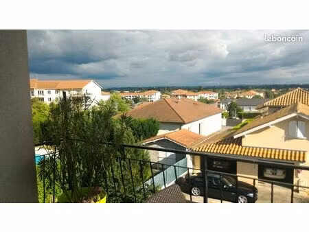 beynost  appartement type f5  balcon  grand garage