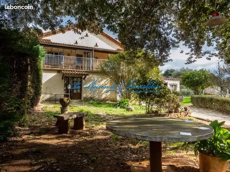 maison 6 pièces 110 m²