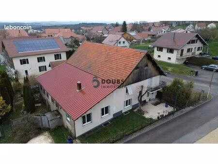 maison 7 pièces 177 m²