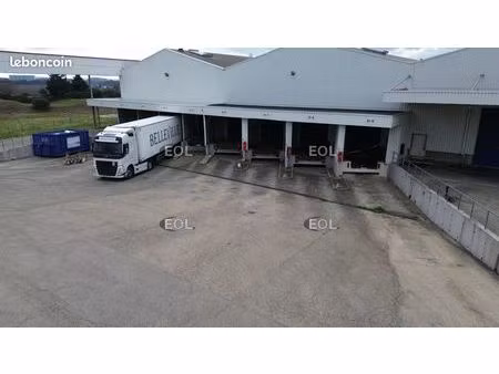 local industriel 5 447 m²