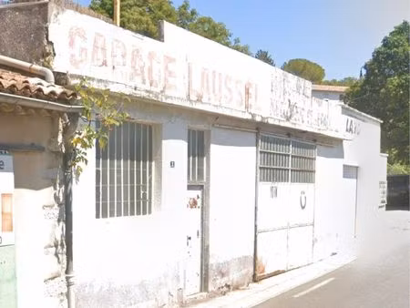 parking garage surface commerciale