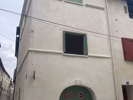 maison de ville 2 chambres beaucaire