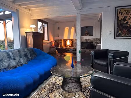 grande maison familiale de 230 m² idéalement située à fontaine etoupefour