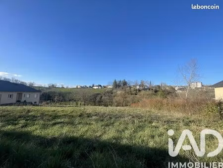 terrain 2002 m² naucelle