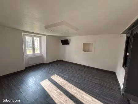 location appartement t1 - jardin