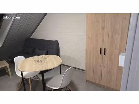 studio meublé avec piscine