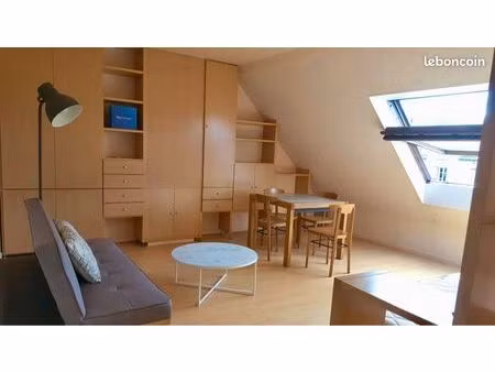 appartement t1 bis – hyper centre troyes – 39 m² au sol – lumineux