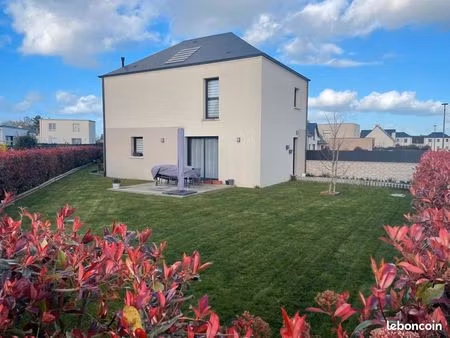 maison individuelle 4 pièces feugueroles