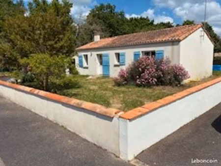 vends maison la boissière des landes 85430