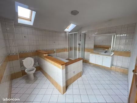 loue maison de caractère t7