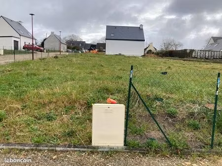 grand et beau terrain constructible