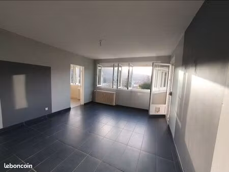 appart f4 à bart (vers montbéliard) + parking