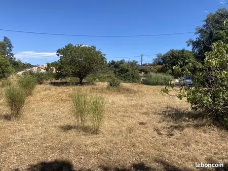 terrain 1 480 m² saint maximin la sainte baume