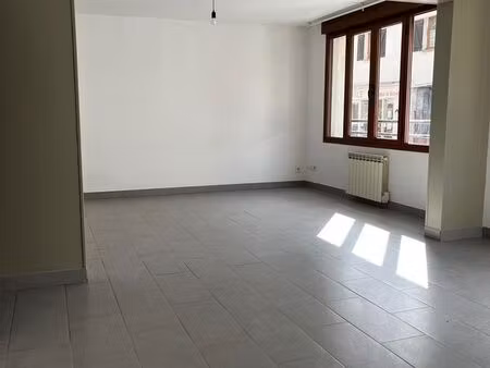 f4 duplex centre ville