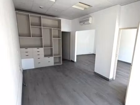 a vendre. local commercial rénové à besançon