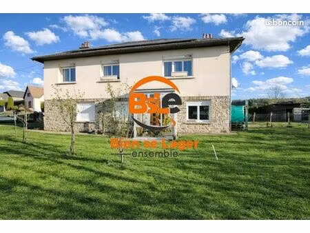 maison 8 pièces 159 m²