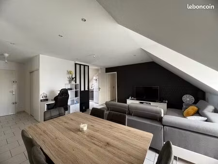 t2 48 72 m² (62 m² au sol) – dernier étage – 2 parkings – résidence sécurisée