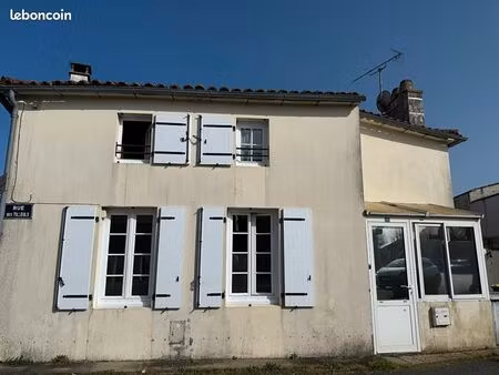 maison 2 pièces 69 m²