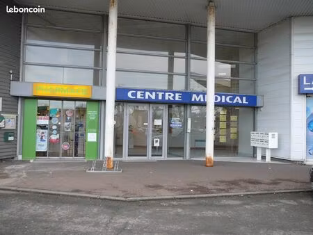 location cabinet medical 60 m2