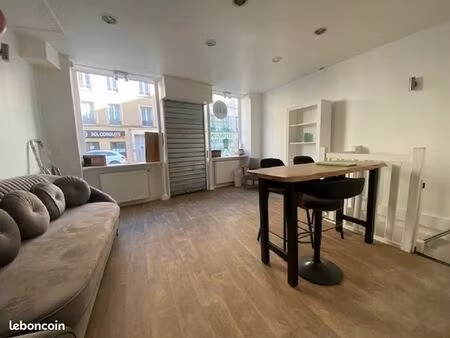 local commercial 47 m² saint-germain-en-laye
