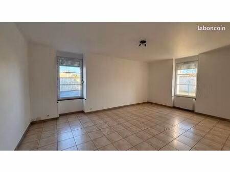 a louer - grand t2 - 62m2 - ardentes