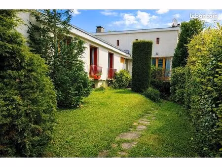 maison 8pièces 164m2