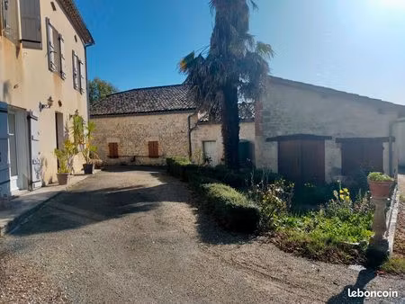 vends bien immobilier