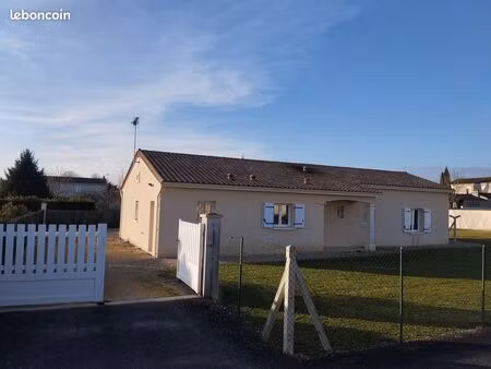 maison individuelle de 112 m2 à triac-lautrait