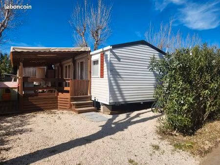 vends mobilhome irm luminosa 2018  pour 8 personnes  40 m2 avec terrasse  tout équipé