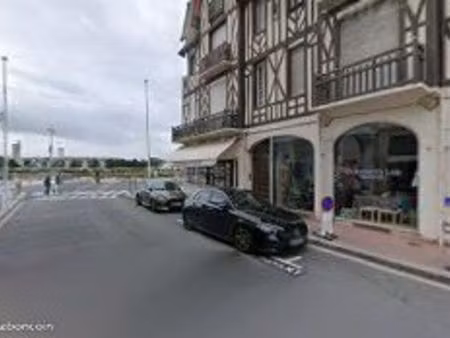 opportunité rare – droit au bail boutique 50m² – vitrine 7m – face monoprix  trouville