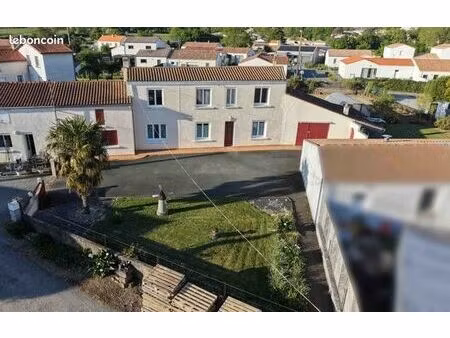 maison 7 pièces 164 m²