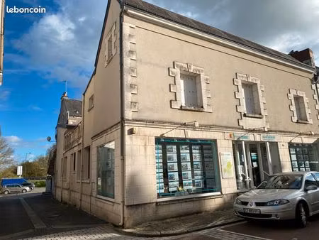 immeuble centre l’ile-bouchard