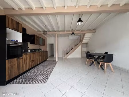 location maison de meublée 850 euros charges comprises