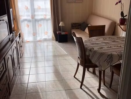 appartement . 4 pièces. 65m2 hôpital