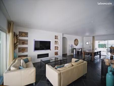 villa de plain pieds 133 m2 5 pièces