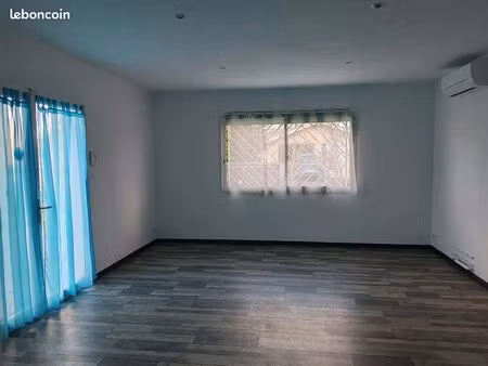 à louer - grand t1 bis refait à neuf avec extérieur et parking - narrosse (à 10 min de dax