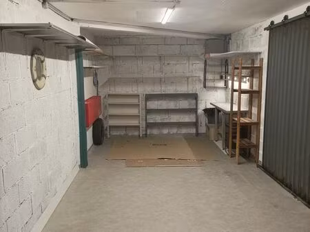 garage minimes 17m2 sécurisé et électrifié