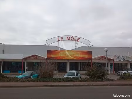 local commercial 60 m² challans