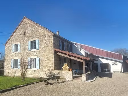 maison de village 7 pieces - 229.000