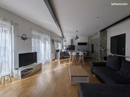 appartement 5 pièces avec terrasse et garage