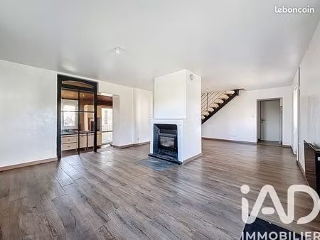 maison 2 pièces 74 m²