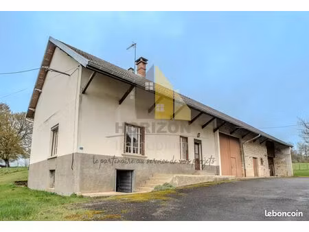 ferme 4 pièces 85 m²