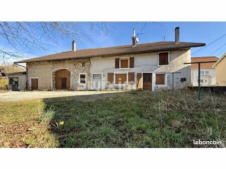 ferme 4 pièces 61 m²