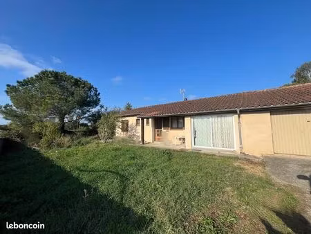 villa 4 pièces 95 m²