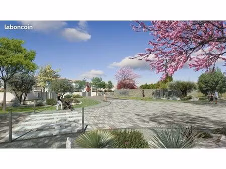 terrain 332 m² montagnac