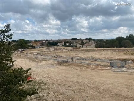 terrain 450 m² pouzolles